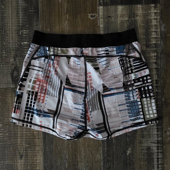 Victoria's Secret Knockout Victoria Sport Geometric Blush Running Shorts Large - Picture 2 of 8
